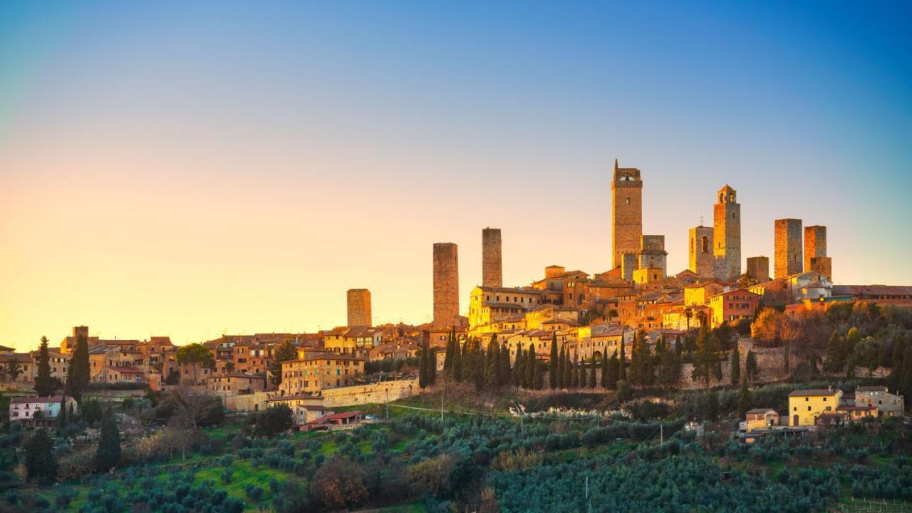 Grazioso Appartamento Della Toscana Poggibonsi Luaran gambar